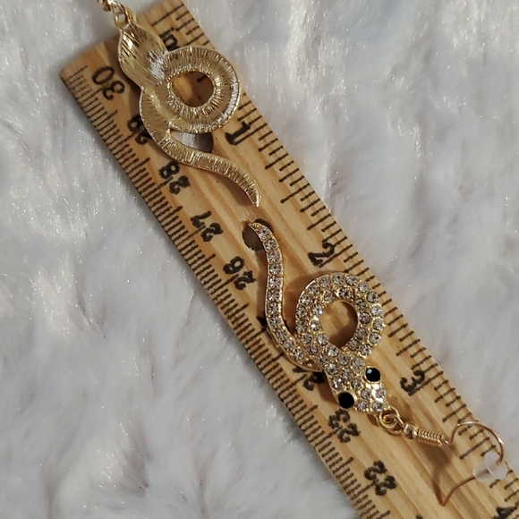 IT GIRL Goldtone rhinestone coiled snake•NIP• - Picture 4 of 4